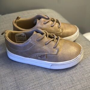 Oshkosh Shoes
